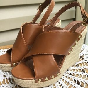 Steve Madden brown espadrilles wedges!